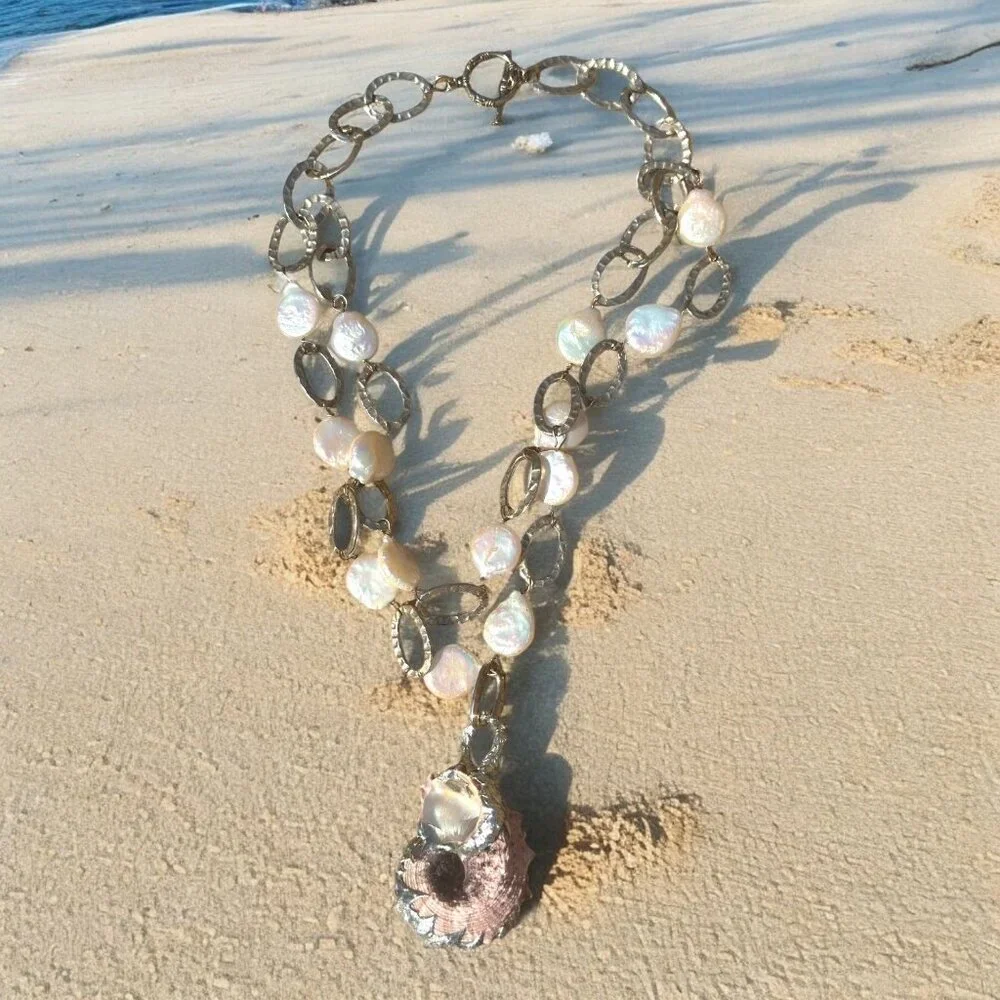 Conch Shell & White Keshi Teardrop Pearl Necklace With Artisan Silver Metalwork - Picture 8 of 17